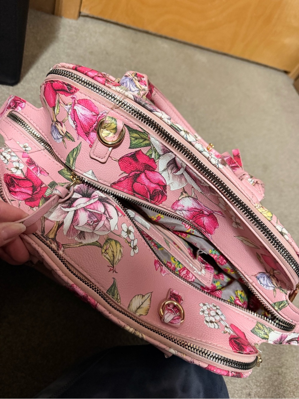 Betsey Johnson Pink Floral Quilted Satchel Shoulder Bag - zipper issue - Picture 5 of 6
